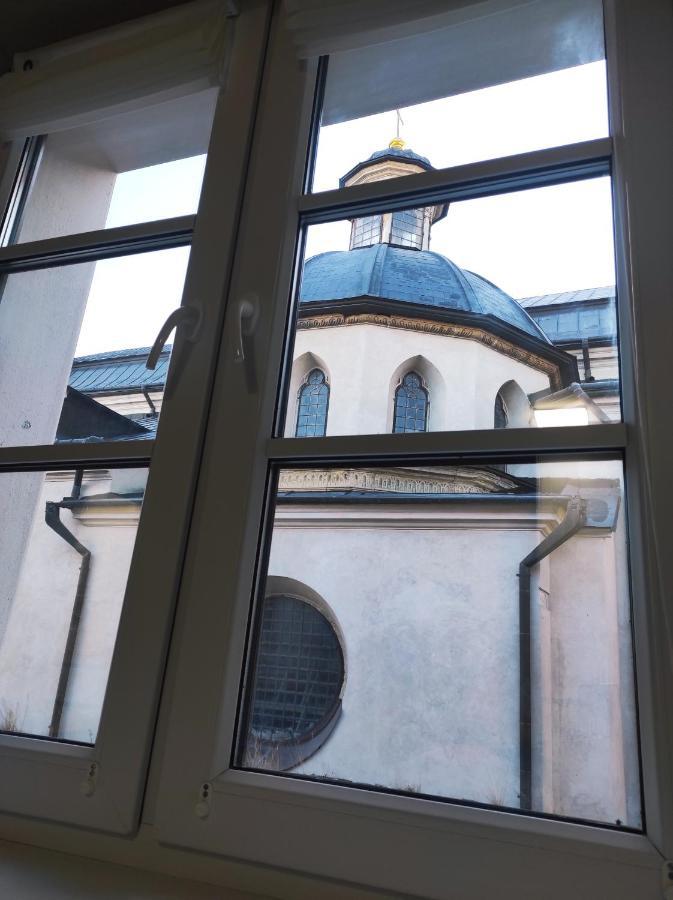 Апартаменти Біля Домініканського Костелу Kamianets-Podilskyi Εξωτερικό φωτογραφία
